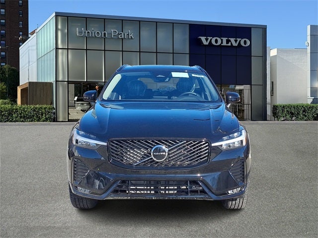 2026 Volvo XC60 B5 Core