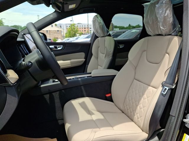2026 Volvo XC60 B5 Core