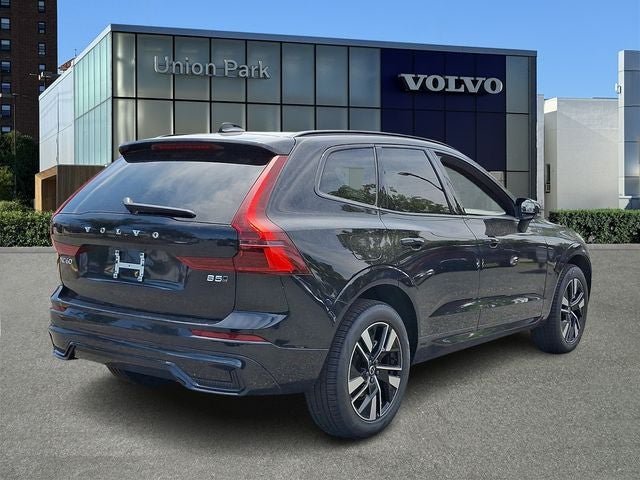 2026 Volvo XC60 B5 Core