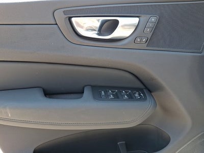 2026 Volvo XC60 B5 Core