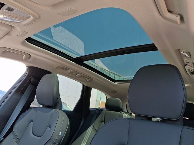 2026 Volvo XC60 B5 Core