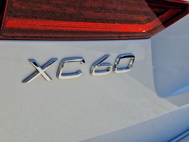2026 Volvo XC60 B5 Core