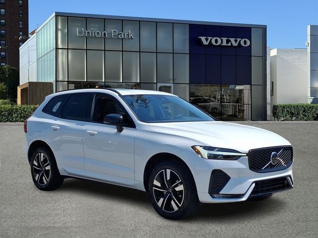 2026 Volvo XC60 B5 Core