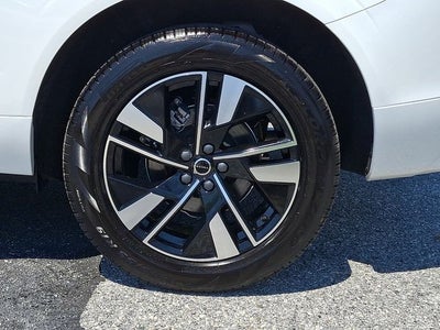 2026 Volvo XC60 B5 Core