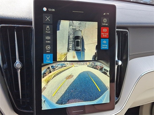 2026 Volvo XC60 B5 Ultra