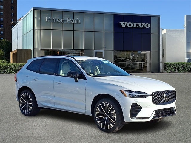 2026 Volvo XC60 B5 Ultra