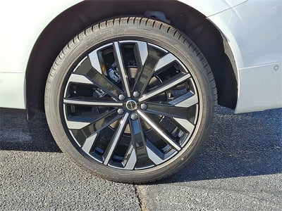 2026 Volvo XC60 B5 Ultra