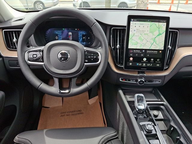 2026 Volvo XC60 B5 Ultra