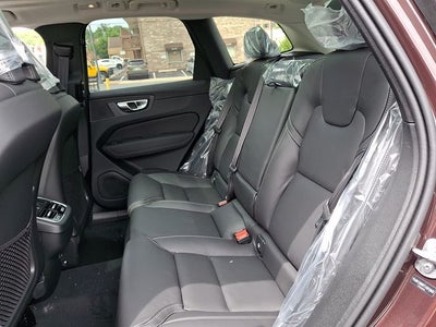 2026 Volvo XC60 B5 Ultra