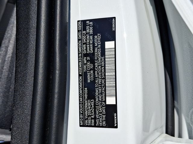 2026 Volvo XC60 B5 Ultra