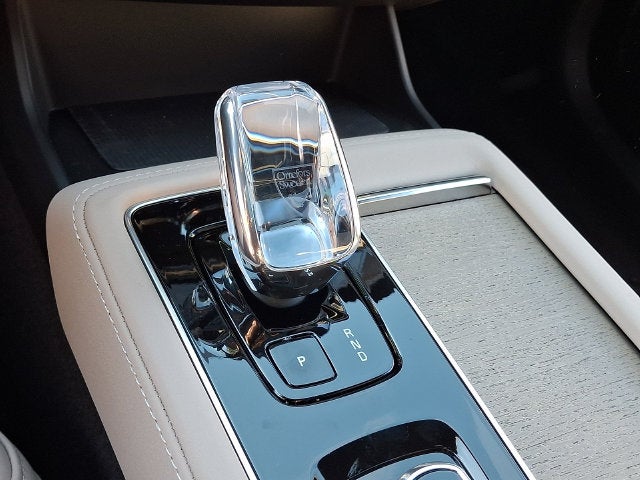 2027 Volvo XC90 B5 Core