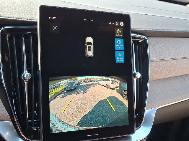 2027 Volvo XC90 B5 Core