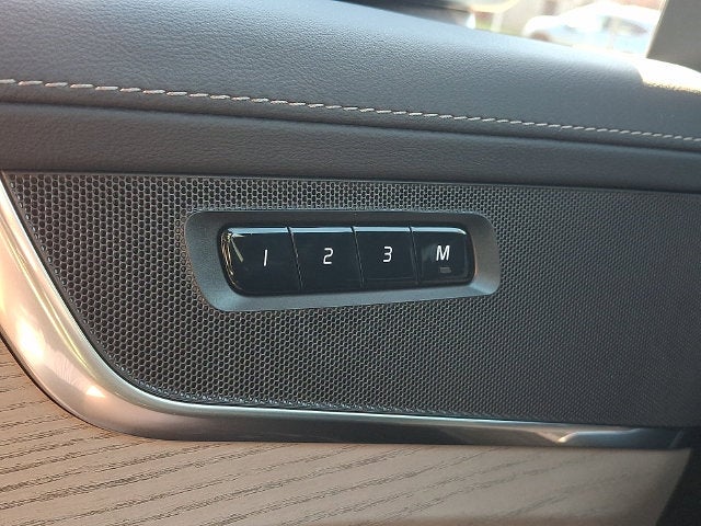 2027 Volvo XC90 B5 Core