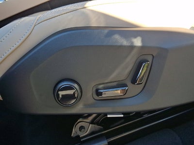 2027 Volvo XC90 B5 Core