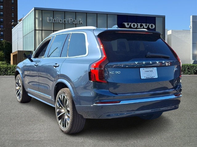 2027 Volvo XC90 B5 Core