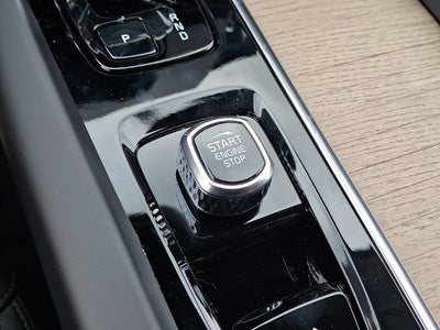 2027 Volvo XC60 Base