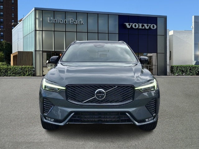 2027 Volvo XC60 Base