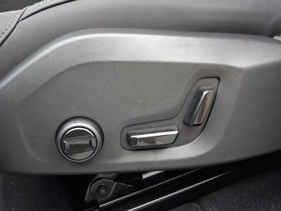 2027 Volvo XC60 Base