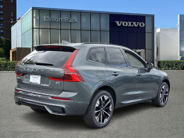 2027 Volvo XC60 Base