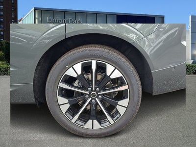 2027 Volvo XC60 Base