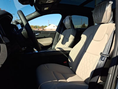 2027 Volvo XC60 Base