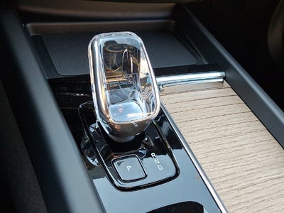 2027 Volvo XC60 Base