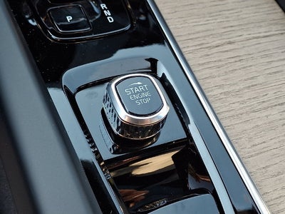 2027 Volvo XC60 Base