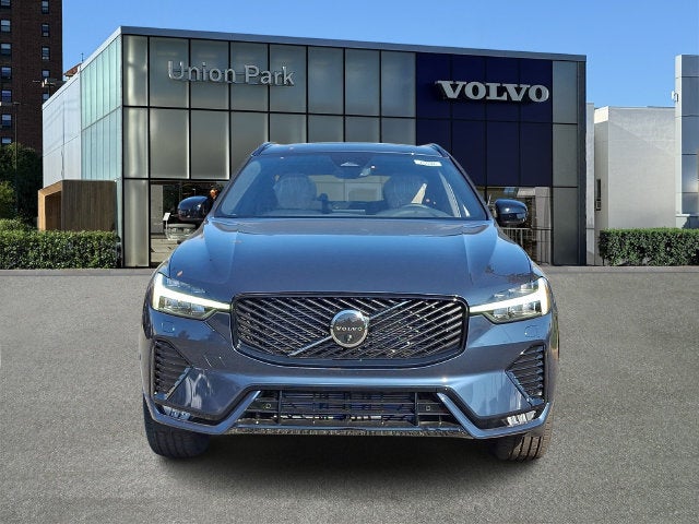 2027 Volvo XC60 Base