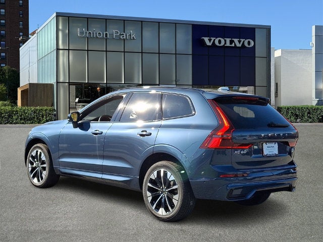 2027 Volvo XC60 Base