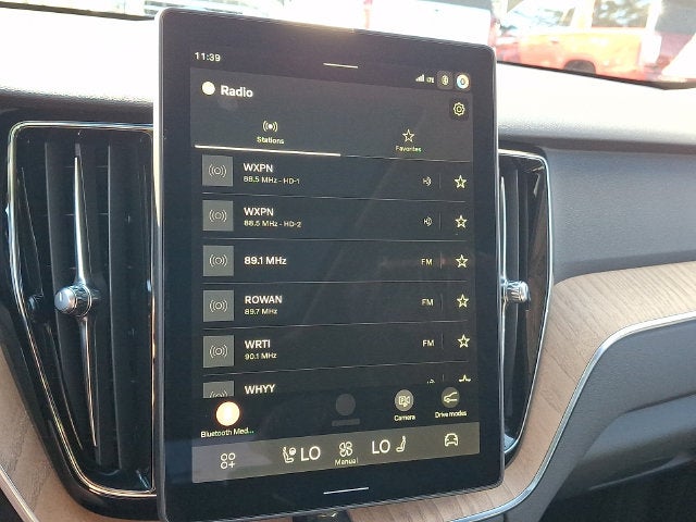 2027 Volvo XC60 Base