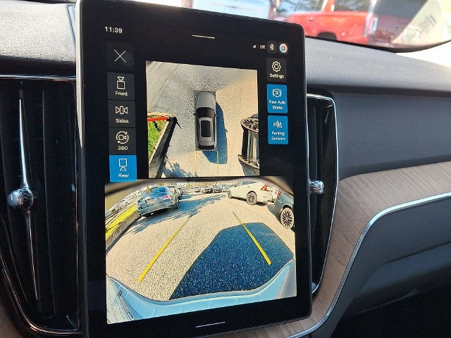 2027 Volvo XC60 Base