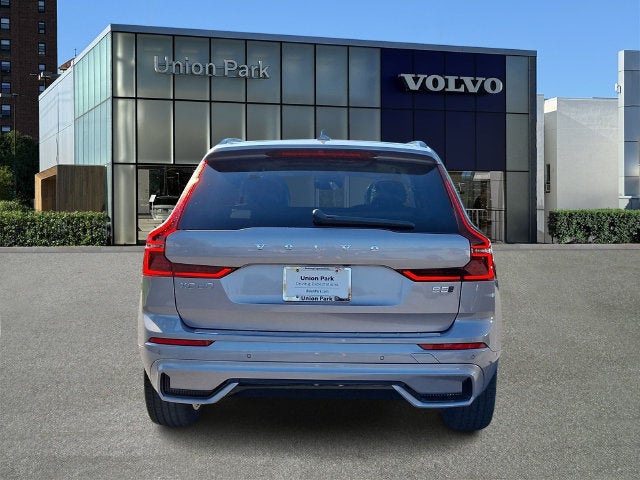 2027 Volvo XC60 Base
