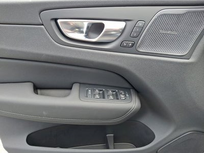 2027 Volvo XC60 Base