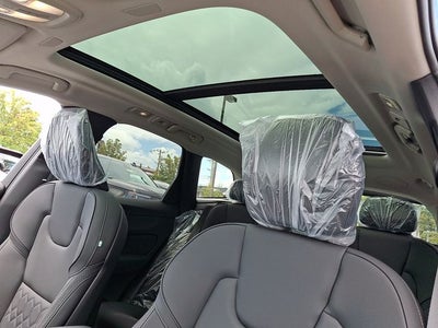 2027 Volvo XC60 Base