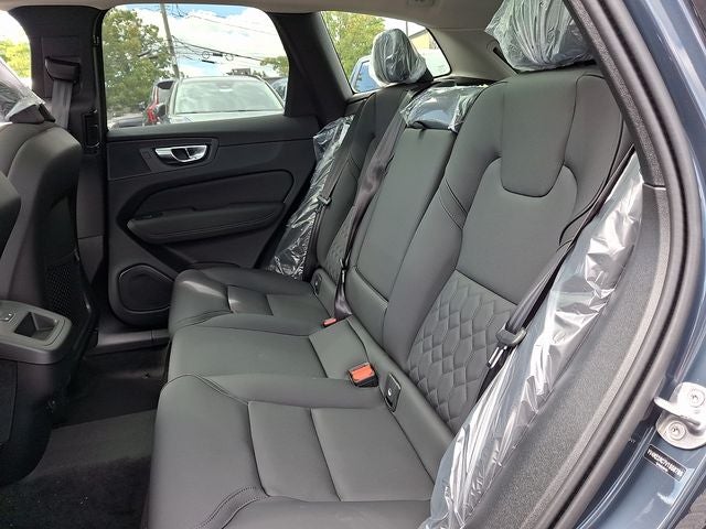 2027 Volvo XC60 Base