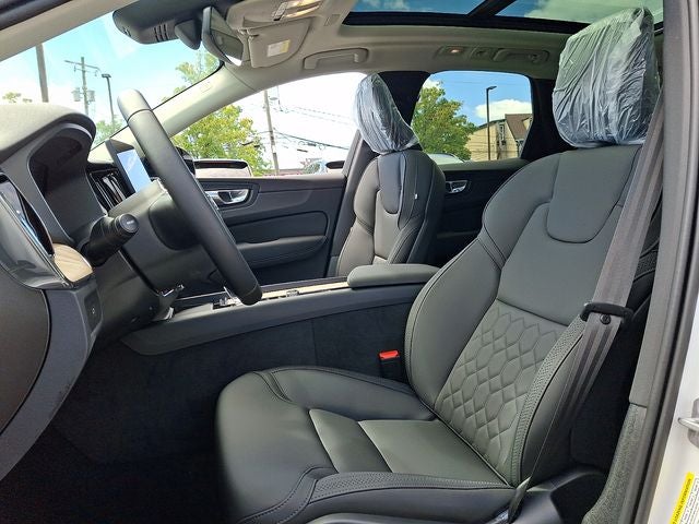 2027 Volvo XC60 B5 Core