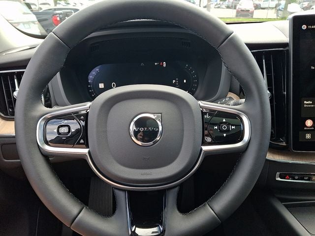 2027 Volvo XC60 B5 Core
