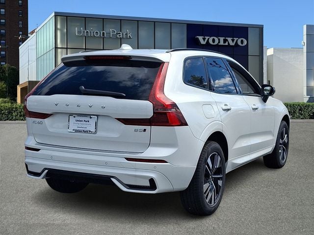 2027 Volvo XC60 B5 Core