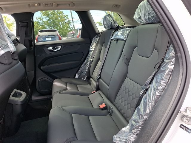 2027 Volvo XC60 B5 Core