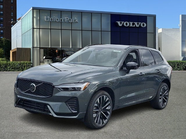 2027 Volvo XC60 B5 Ultra