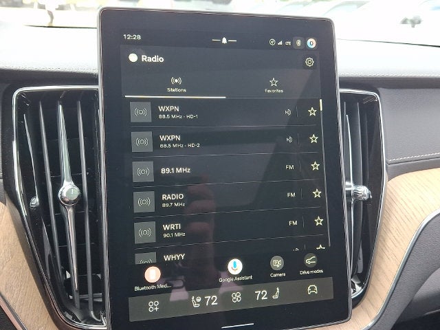 2027 Volvo XC60 B5 Ultra