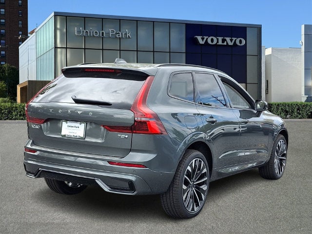 2027 Volvo XC60 B5 Ultra