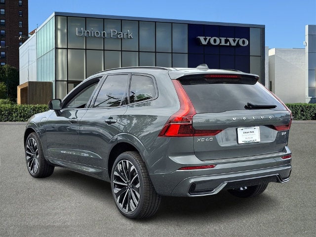 2027 Volvo XC60 B5 Ultra