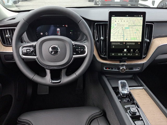 2027 Volvo XC60 B5 Ultra