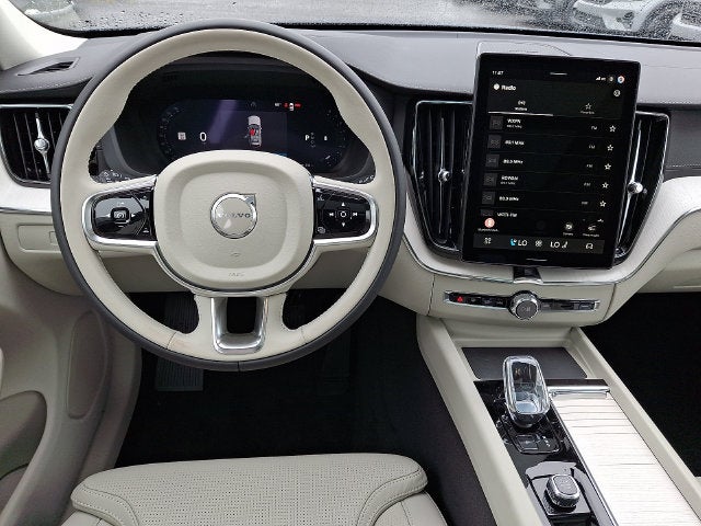 2027 Volvo XC60 B5 Ultra
