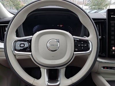 2027 Volvo XC60 B5 Ultra