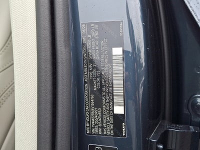 2027 Volvo XC60 B5 Ultra