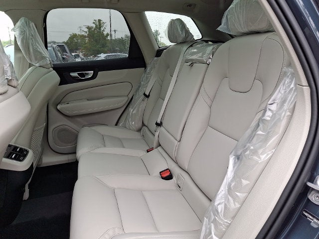 2027 Volvo XC60 B5 Ultra