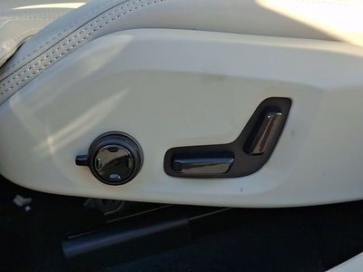 2027 Volvo XC60 Base