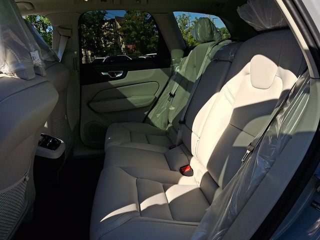 2027 Volvo XC60 Base